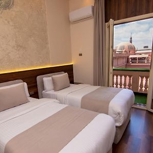 Camera superior con letto king size